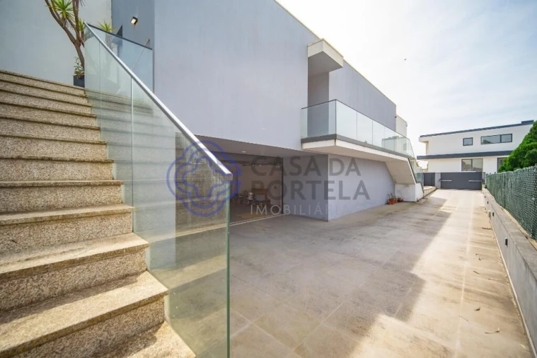 Moradia T3 para Venda em Nogueira e Silva Escura Foto 54