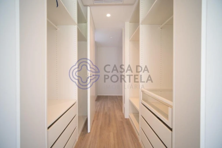 Moradia T3 para Venda em Nogueira e Silva Escura Foto 36