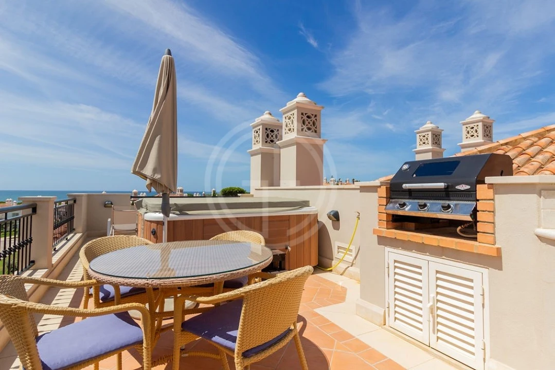 Apartamento T2 para Venda em Almancil Foto 11