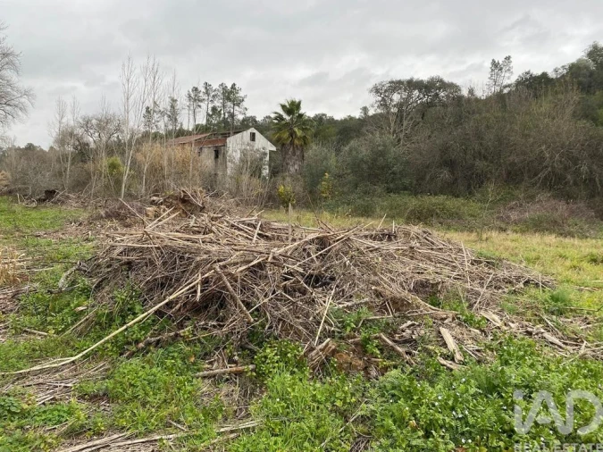 Moradia T3 para Venda em Casais e Alviobeira Foto 38