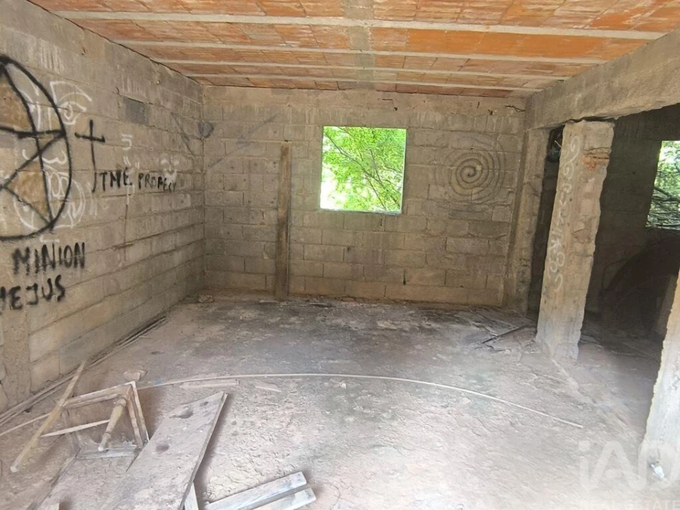 Moradia T3 para Venda em Casais e Alviobeira Foto 5