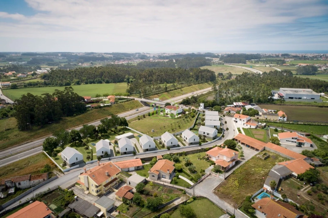 Moradia T3 para Venda em Touguinha e Touguinhó Foto 4