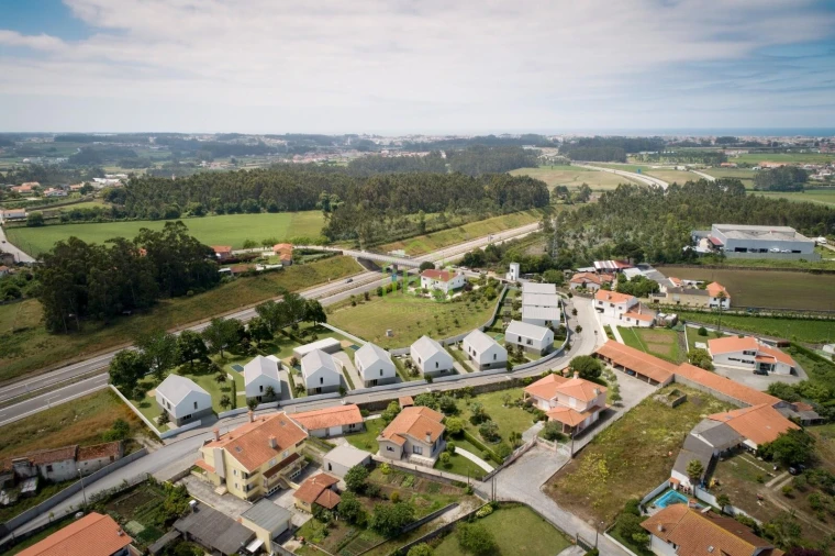 Moradia T3 para Venda em Touguinha e Touguinhó Foto 12