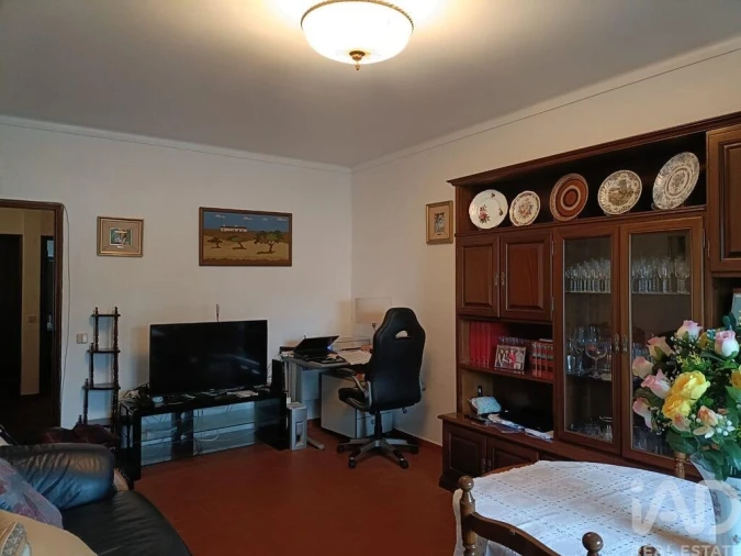 Apartamento T2 para Venda em Vendas Novas Foto 13