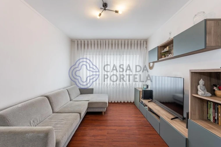 Apartamento T2 para Venda em Avintes Foto 12