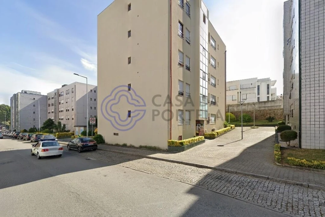 Apartamento T2 para Venda em Avintes Foto 1