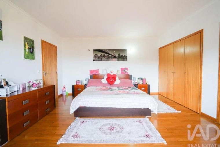 Moradia T4 para Venda em Lanhoso Foto 23