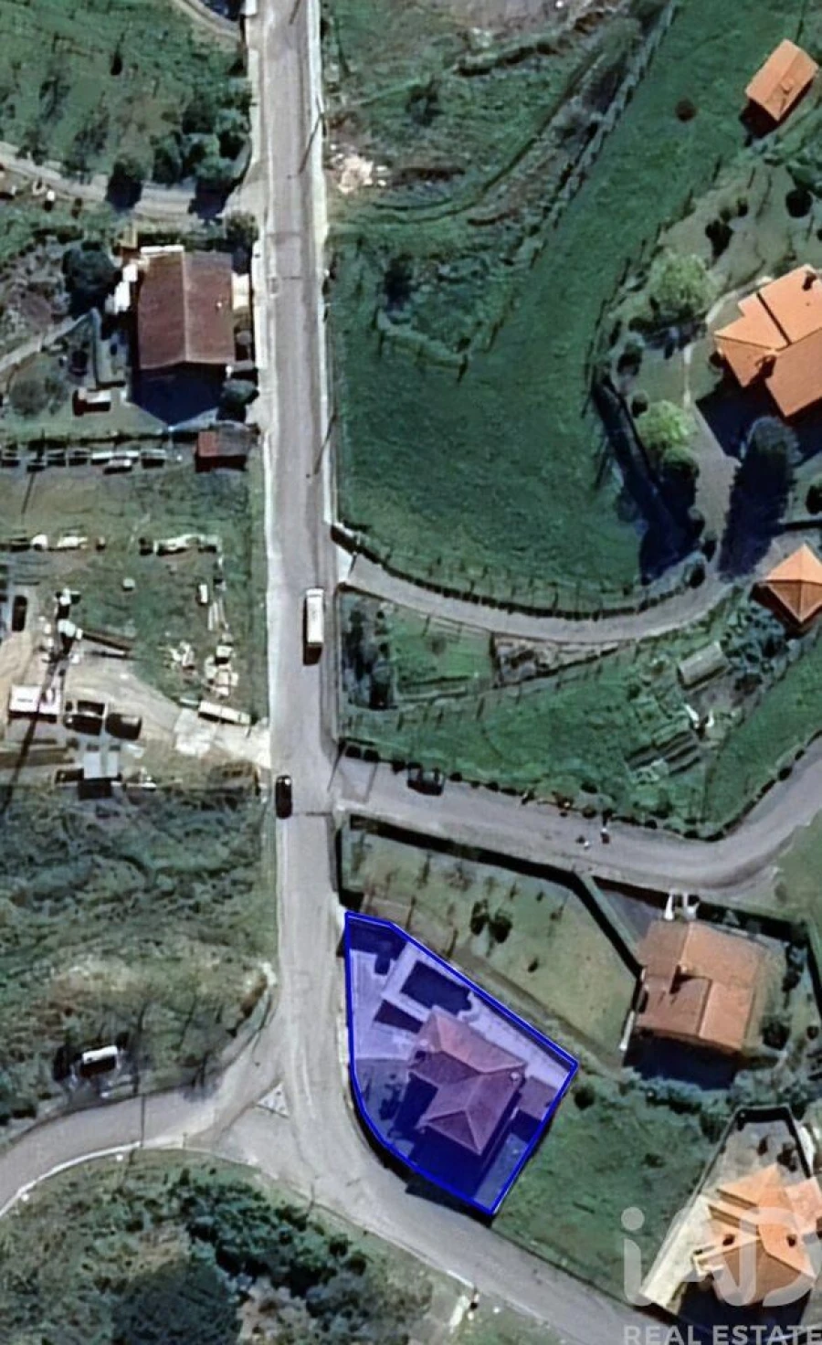 Moradia T4 para Venda em Lanhoso Foto 9