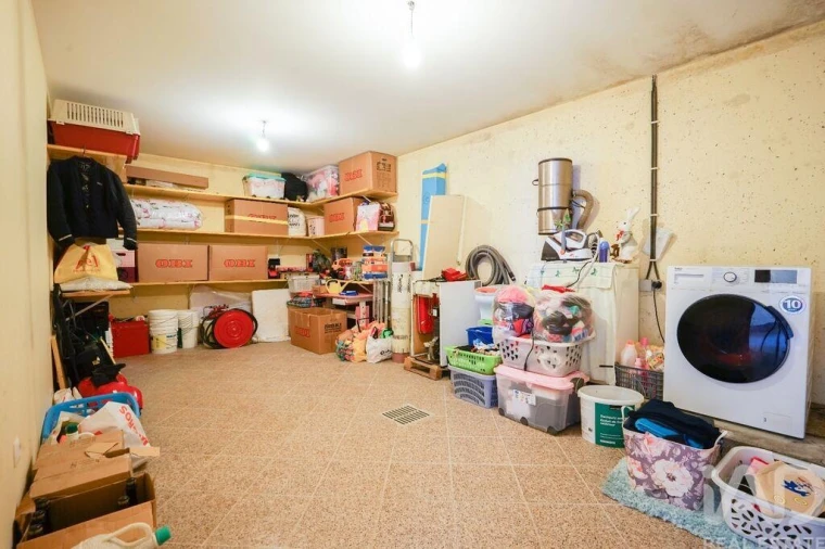 Moradia T4 para Venda em Lanhoso Foto 36