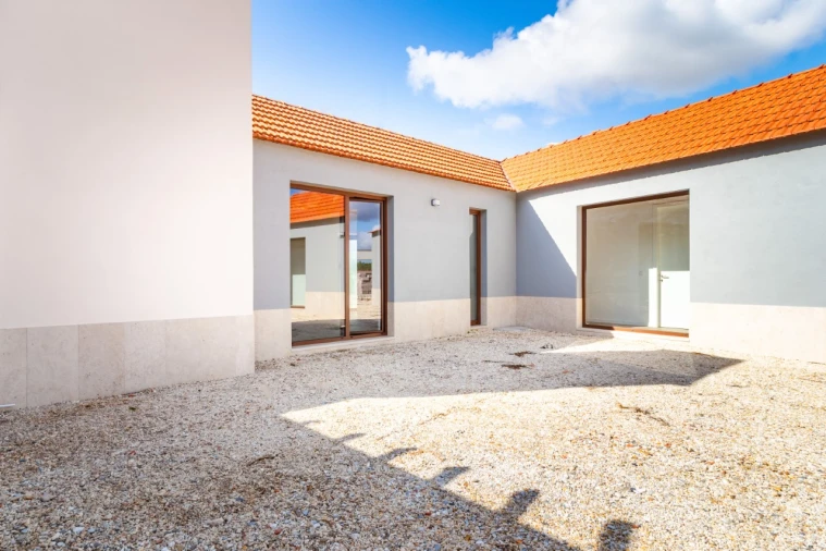 Moradia T3 para Venda em Sanguinheira Foto 25