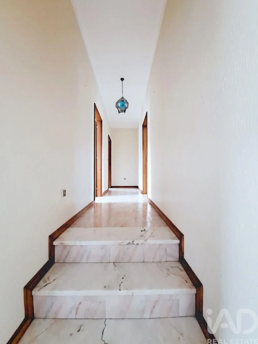 Moradia T5 para Venda em Guilhabreu Foto 14