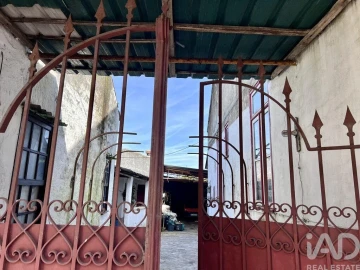 Moradia T5 para Venda em Eixo e Eirol