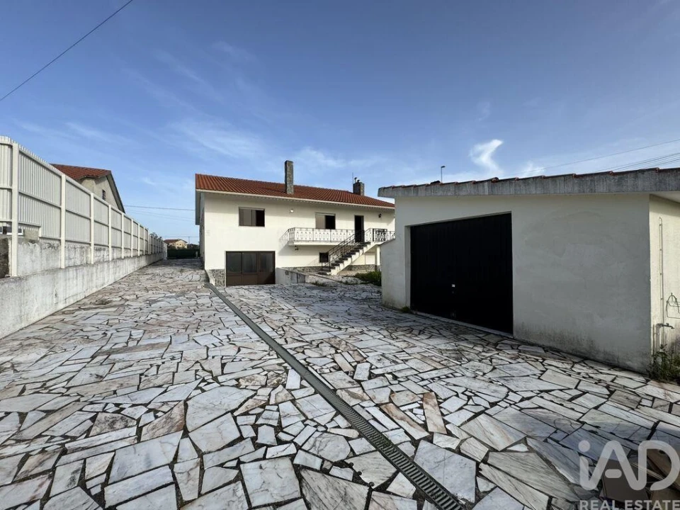 Moradia T4 para Venda em São Pedro de Tomar Foto 33