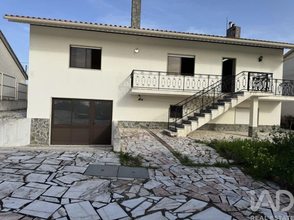 Moradia T4 para Venda em São Pedro de Tomar Foto 36