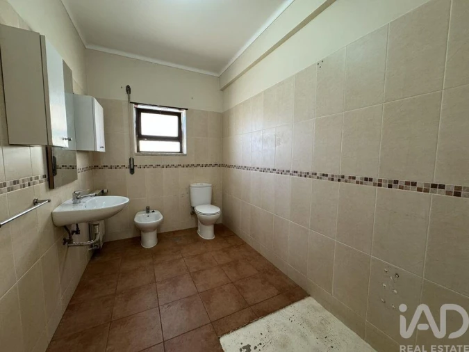 Moradia T4 para Venda em São Pedro de Tomar Foto 17