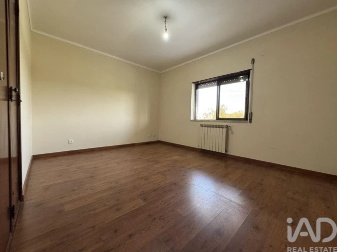 Moradia T4 para Venda em São Pedro de Tomar Foto 12