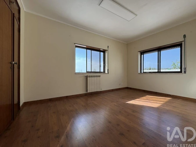 Moradia T4 para Venda em São Pedro de Tomar Foto 18