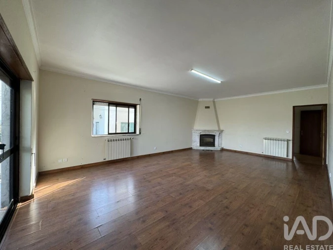 Moradia T4 para Venda em São Pedro de Tomar Foto 6