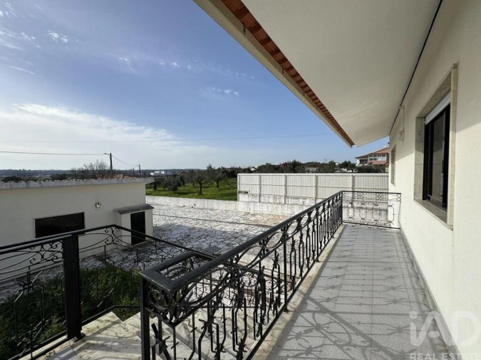 Moradia T4 para Venda em São Pedro de Tomar Foto 26