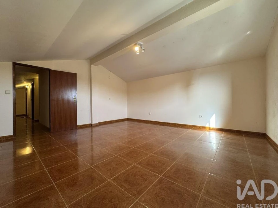 Moradia T4 para Venda em São Pedro de Tomar Foto 28