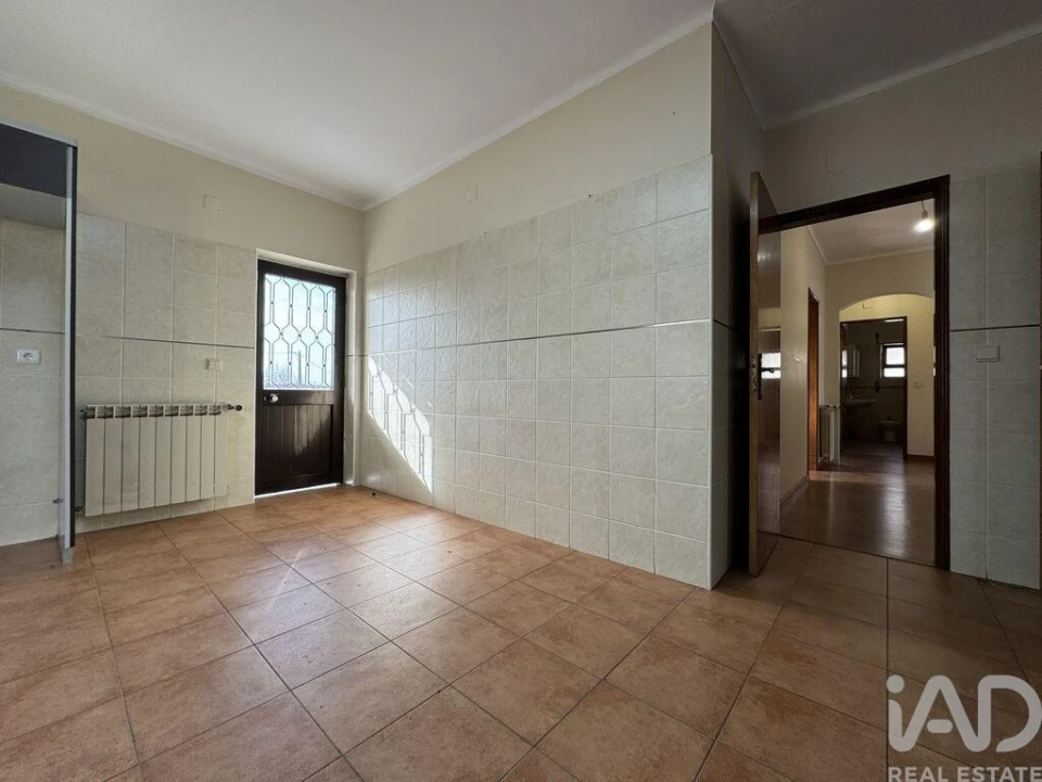 Moradia T4 para Venda em São Pedro de Tomar Foto 24