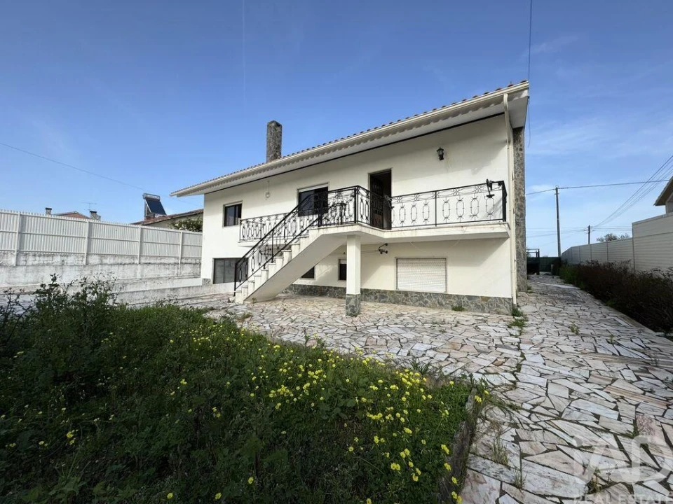 Moradia T4 para Venda em São Pedro de Tomar Foto 37