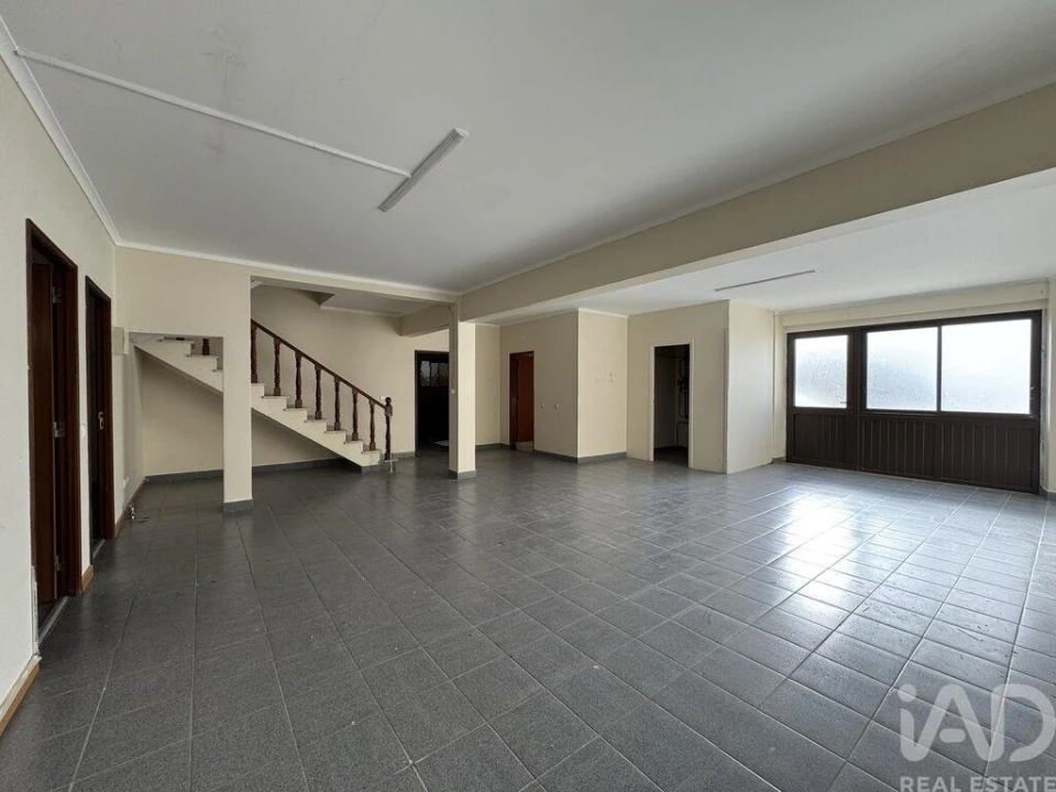 Moradia T4 para Venda em São Pedro de Tomar Foto 32