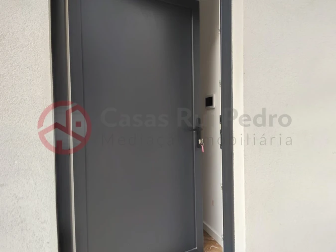 Moradia T3 para Venda em Almada, Cova da Piedade, Pragal e Cacilhas Foto 4