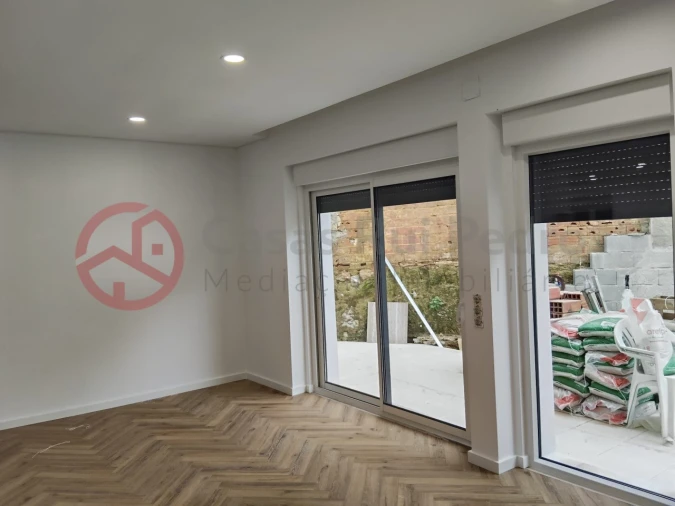 Moradia T3 para Venda em Almada, Cova da Piedade, Pragal e Cacilhas Foto 10