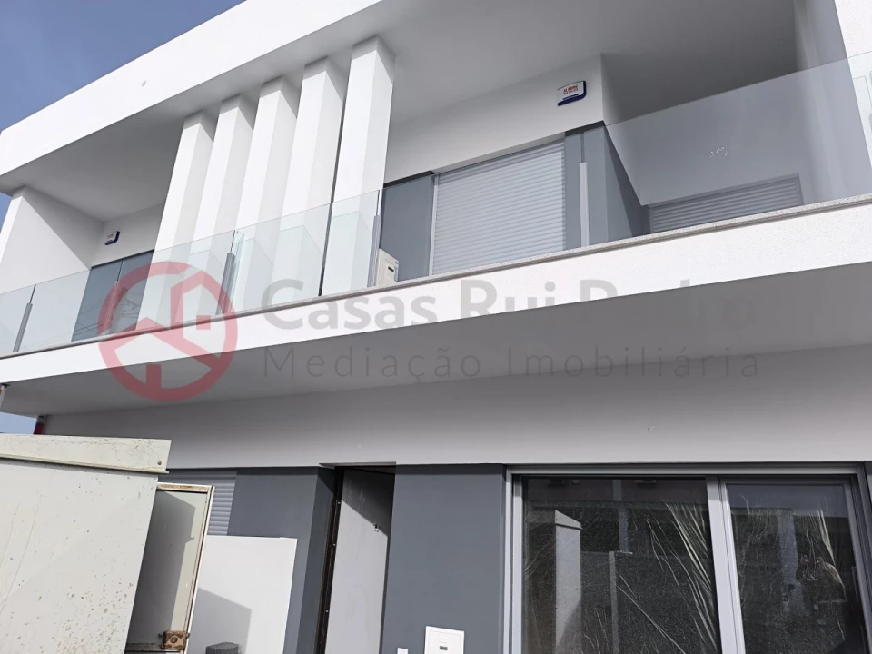 Moradia T4 para Venda em Fernao Ferro Foto 5