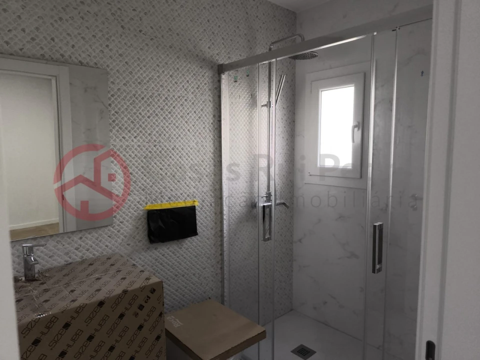 Moradia T4 para Venda em Fernao Ferro Foto 25