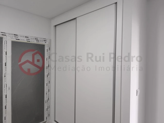 Moradia T4 para Venda em Fernao Ferro Foto 19