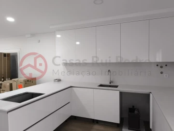 Moradia T3 para Venda em Fernao Ferro