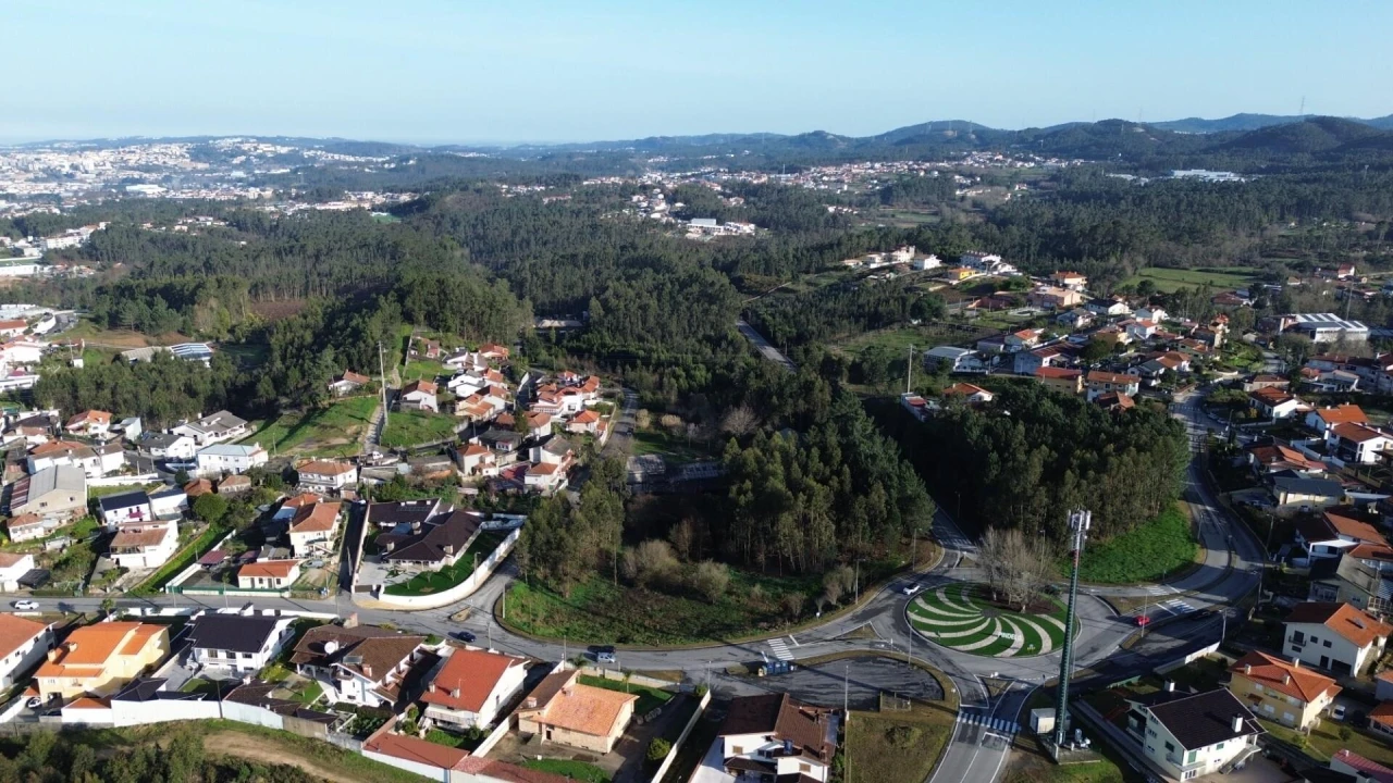 Terreno para Venda em Nogueira do Cravo e Pindelo Foto 12
