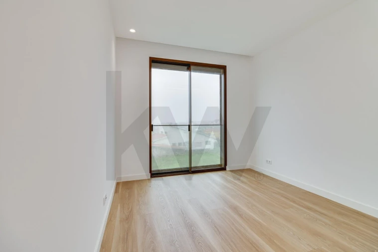 Moradia T3 para Venda em Alcabideche Foto 20