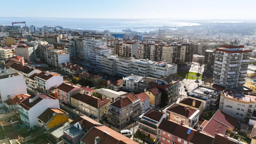 Apartamento T2 para Venda em Almada, Cova da Piedade, Pragal e Cacilhas Foto 23