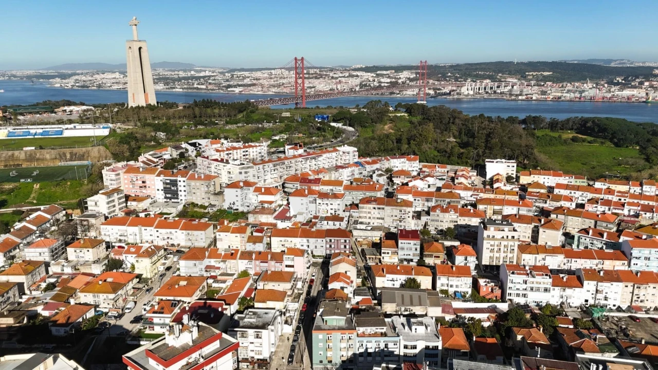 Apartamento T2 para Venda em Almada, Cova da Piedade, Pragal e Cacilhas Foto 21