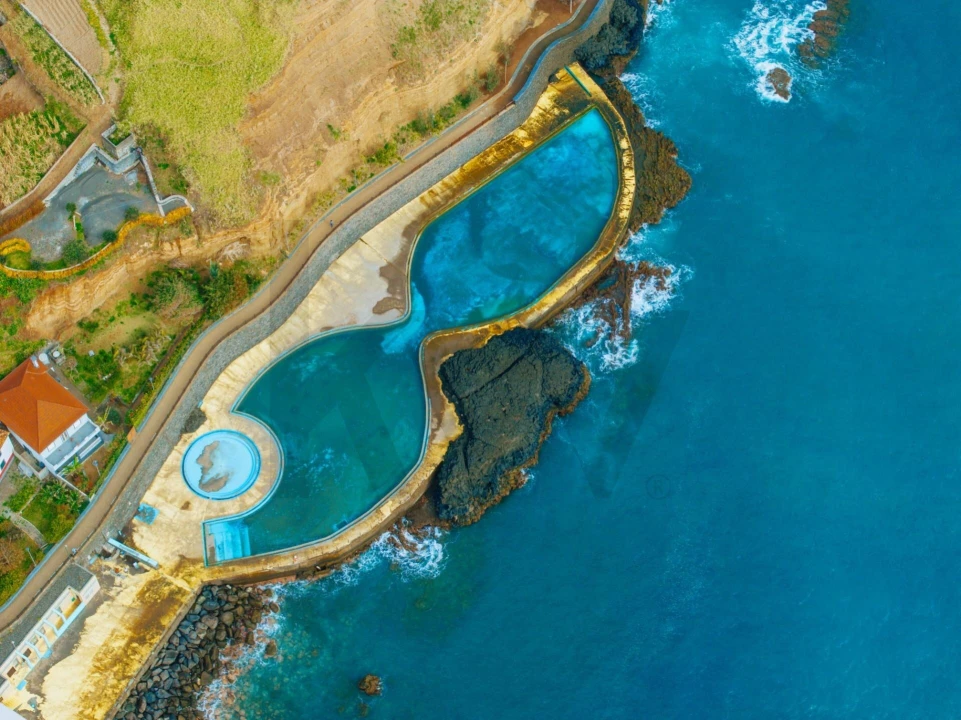 Terreno para Venda em Porto da Cruz Foto 21
