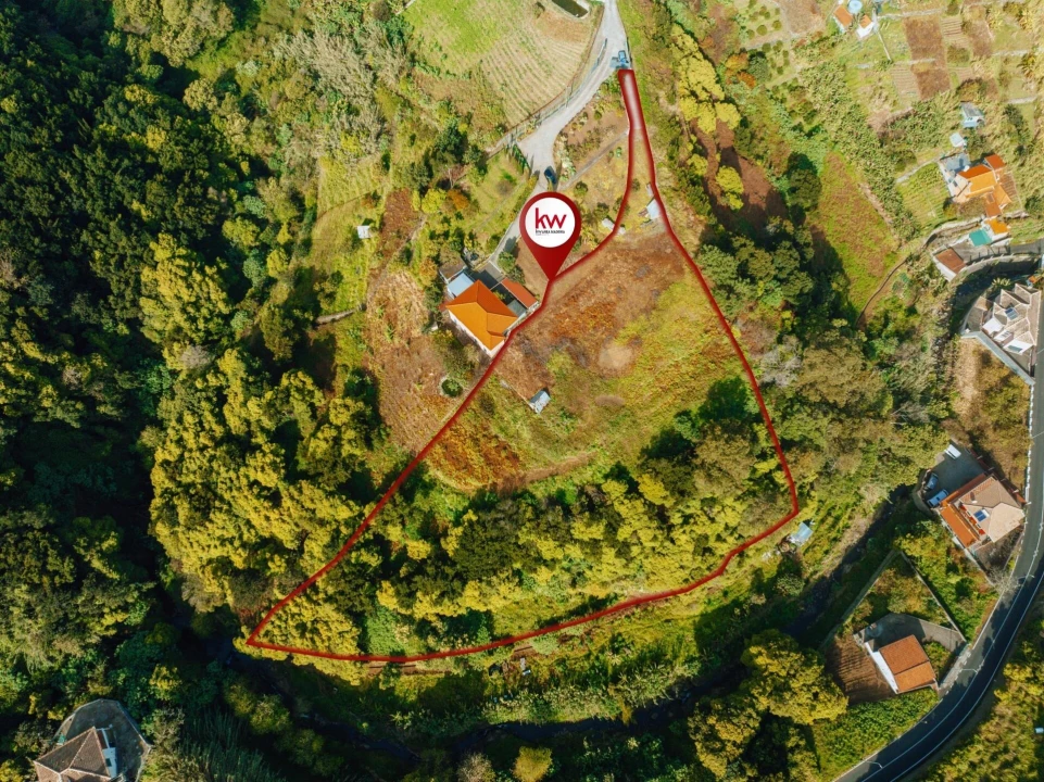 Terreno para Venda em Porto da Cruz Foto 6