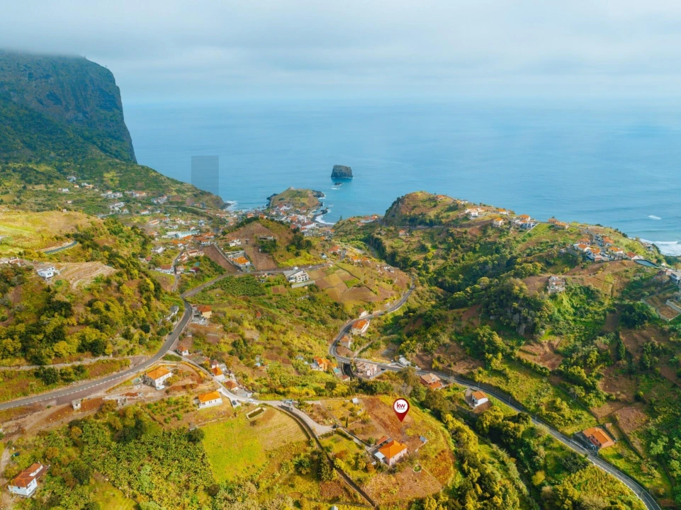 Terreno para Venda em Porto da Cruz Foto 16