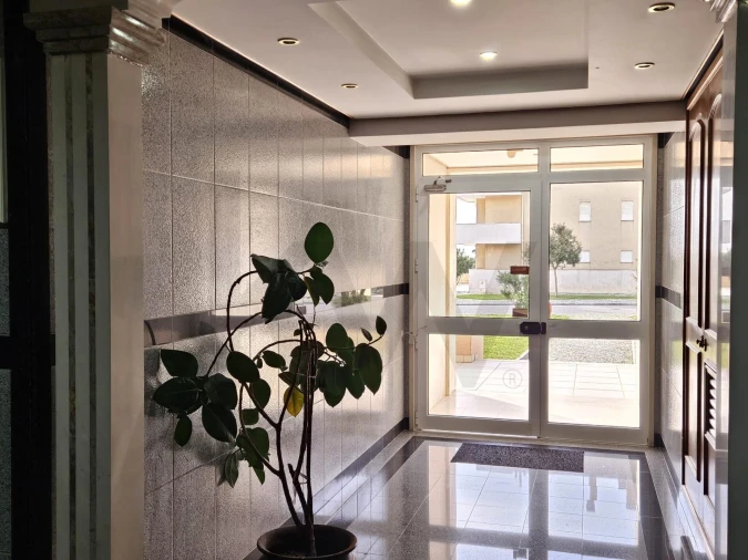 Apartamento T2 para Arrendamento em Buarcos Foto 5