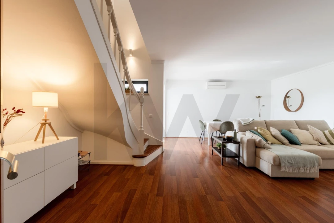 Apartamento T2 para Venda em Cascais e Estoril Foto 1
