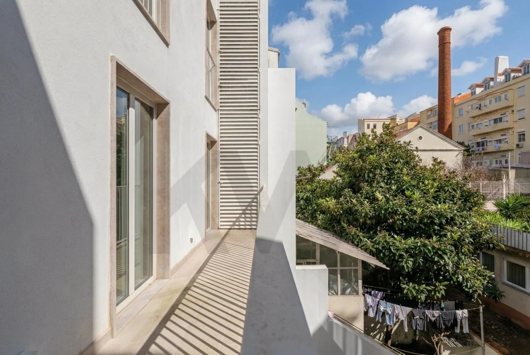 Apartamento T2 para Venda em Arroios Foto 5