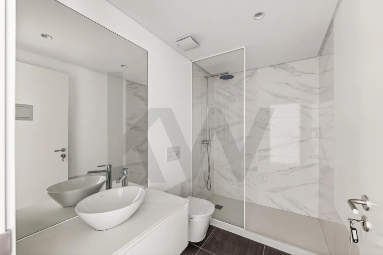 Apartamento T2 para Venda em Arroios Foto 11