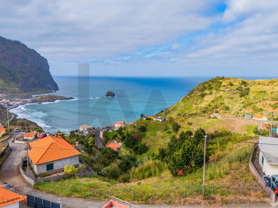 Terreno para Venda em Porto da Cruz Foto 31