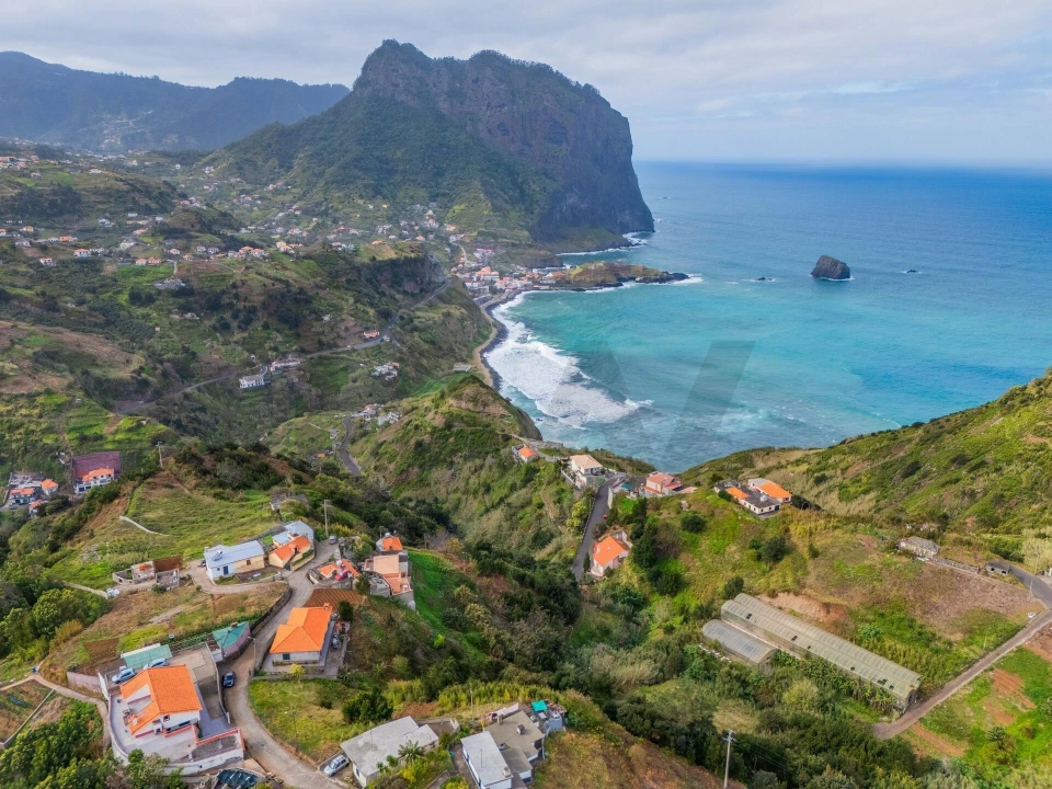 Terreno para Venda em Porto da Cruz Foto 10