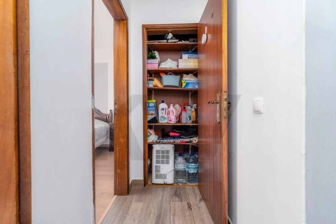 Apartamento T2 para Venda em Olhão Foto 19