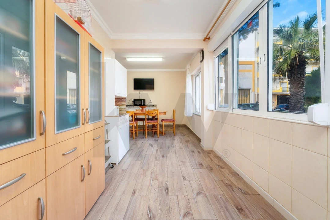 Apartamento T2 para Venda em Olhão Foto 4