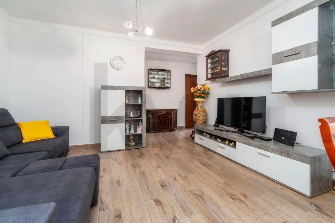 Apartamento T2 para Venda em Olhão Foto 9