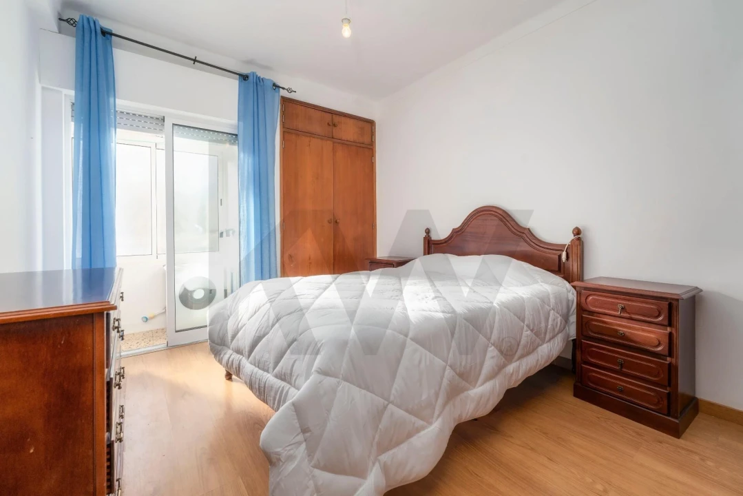 Apartamento T2 para Venda em Olhão Foto 14